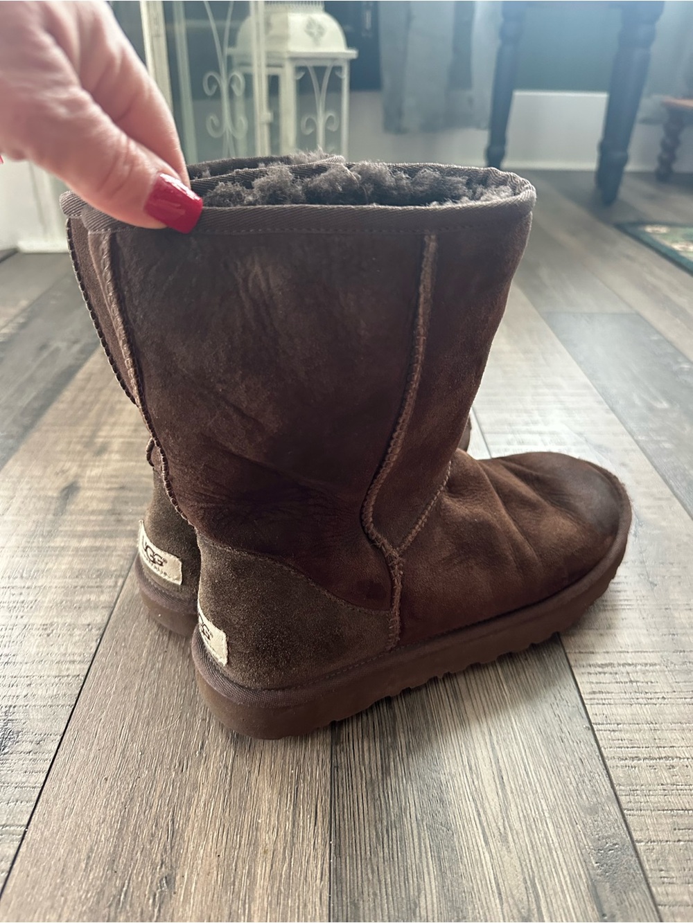 UGG Classic Short II Boots - Chocolate Brown - Size 9